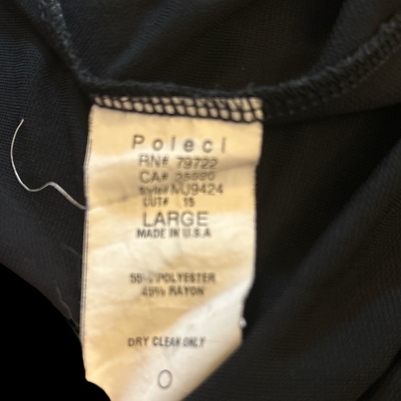 EUC POLECI BLACK CAPPED SLEEVE LG DRESS. Slinky form fitting ruching - Picture 4 of 4